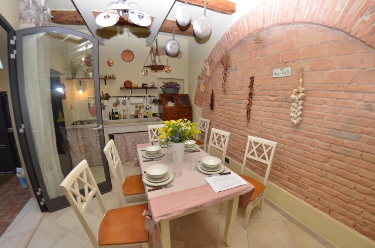 Al Colle Di Lari Villa Bagian luar foto