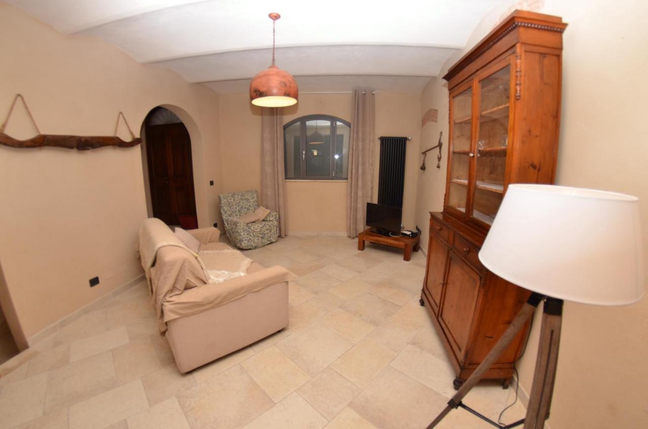 Al Colle Di Lari Villa Bagian luar foto