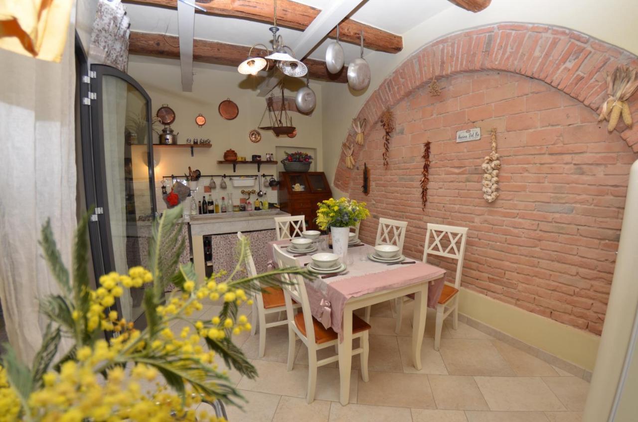 Al Colle Di Lari Villa Bagian luar foto